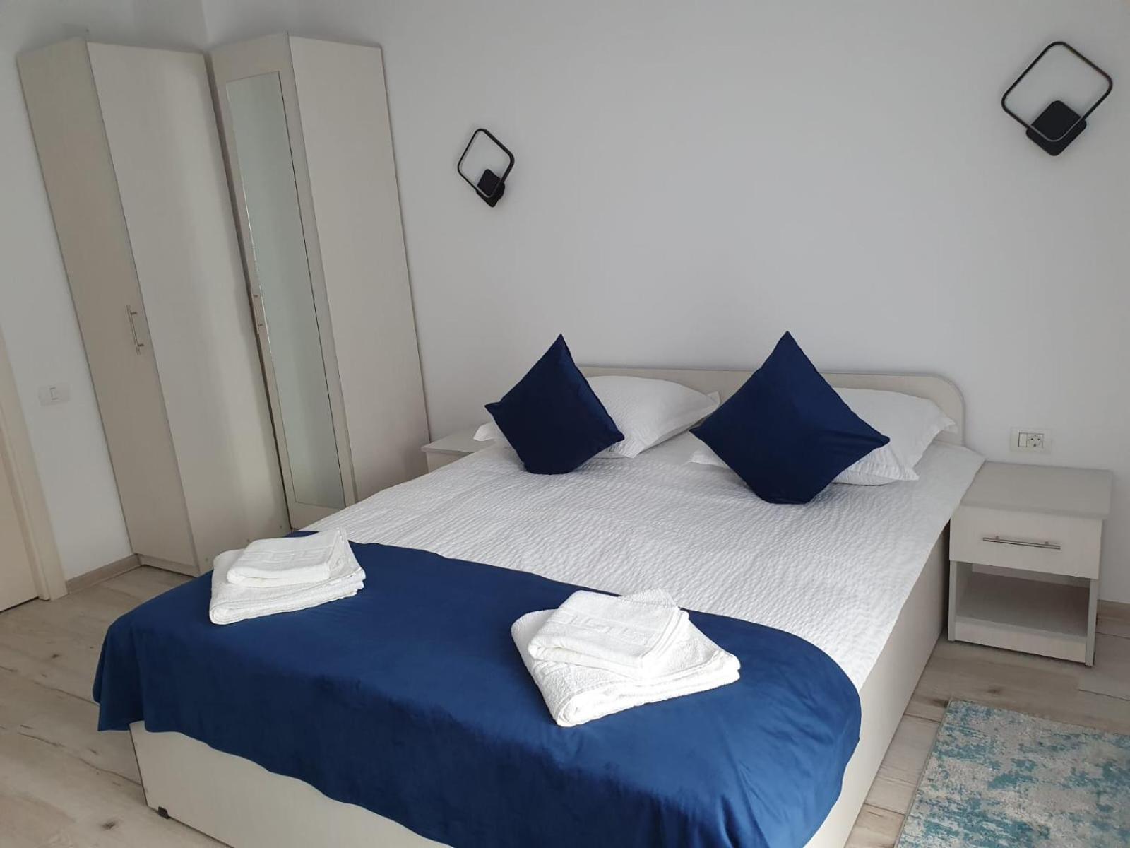 Casa Dani&Moni Hotell Moeciu De Sus Exteriör bild